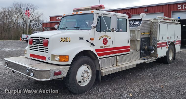 image for item LR9096 1996 International 4900  pumper fire truck