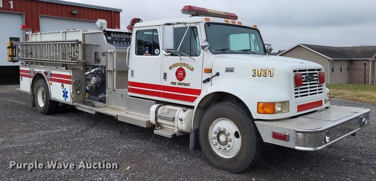 image for item LR9096 1996 International 4900  pumper fire truck