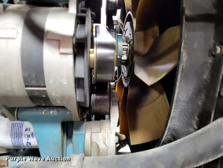 image for item LR9096 1996 International 4900  pumper fire truck