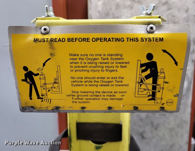 image for item LR9097 Ziamatic QR-MV  oxygen tank lift