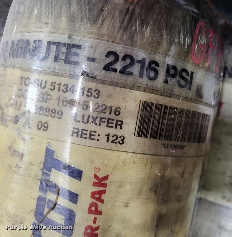 image for item LR9098 (27) Scott air tanks