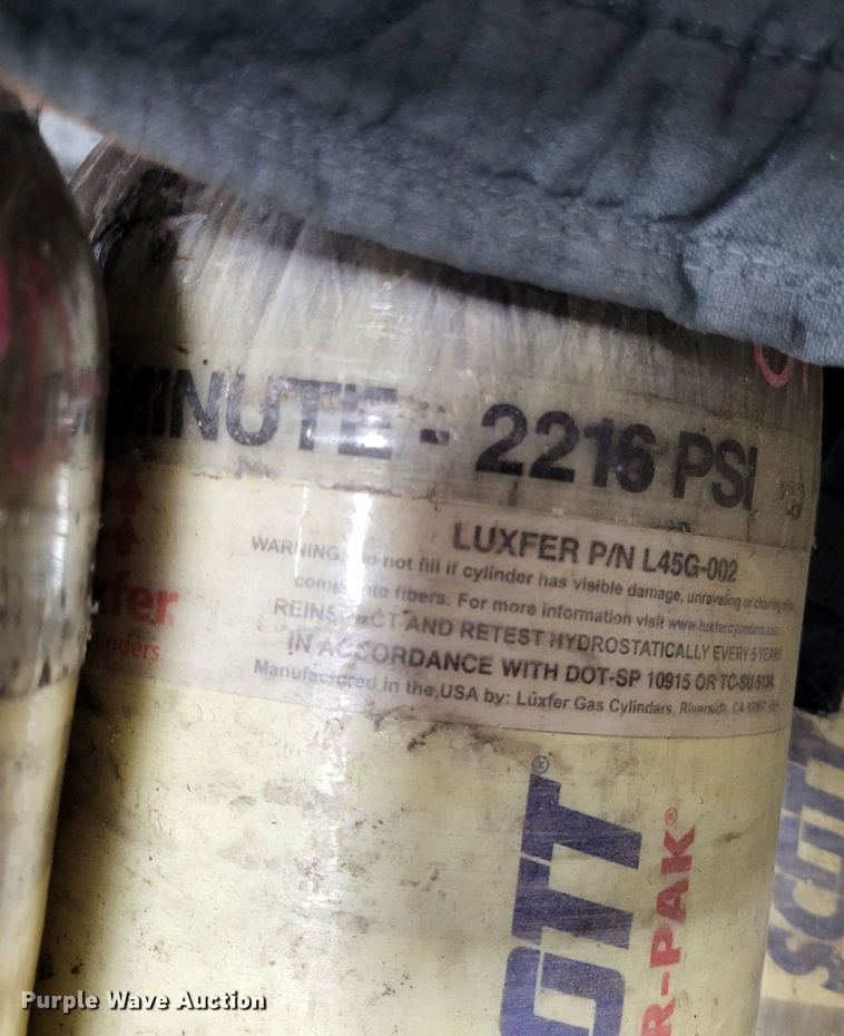 image for item LR9098 (27) Scott air tanks