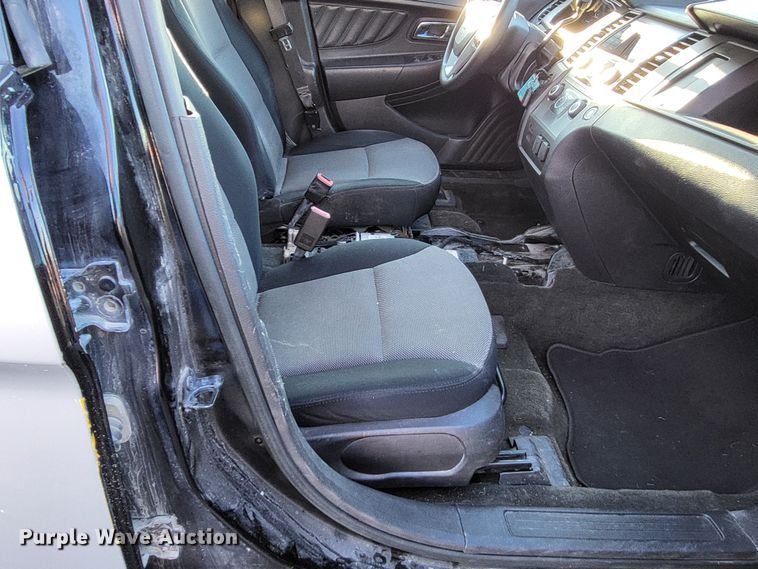 image for item LR9135 2013 Ford Taurus Police Interceptor