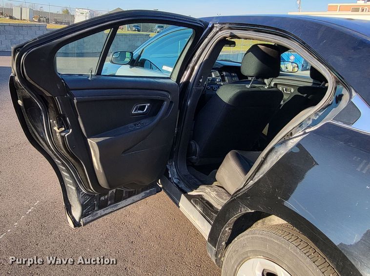 image for item LR9135 2013 Ford Taurus Police Interceptor