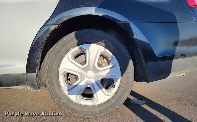 image for item LR9135 2013 Ford Taurus Police Interceptor