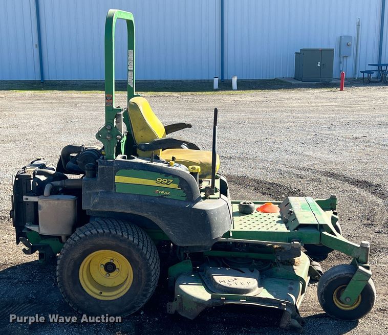 image for item LS9945 John Deere 997 ZTrak  ZTR lawn mower