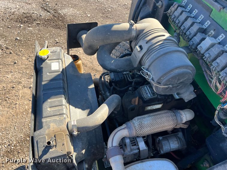 image for item LS9945 John Deere 997 ZTrak  ZTR lawn mower