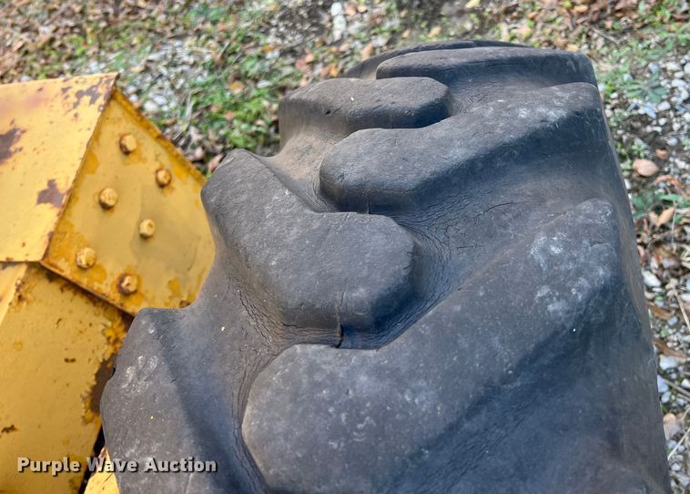 image for item LS9948 1970 Caterpillar 120  rigid frame motor grader