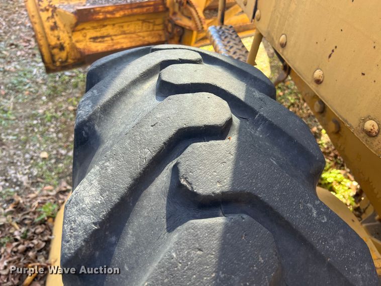 image for item LS9948 1970 Caterpillar 120  rigid frame motor grader