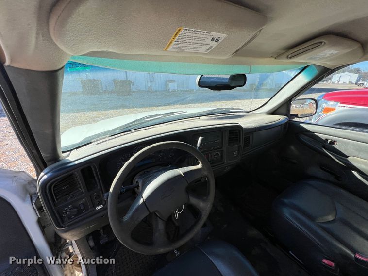 image for item LS9950 2003 Chevrolet Silverado 1500  pickup truck