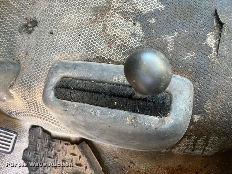 image for item LS9950 2003 Chevrolet Silverado 1500  pickup truck