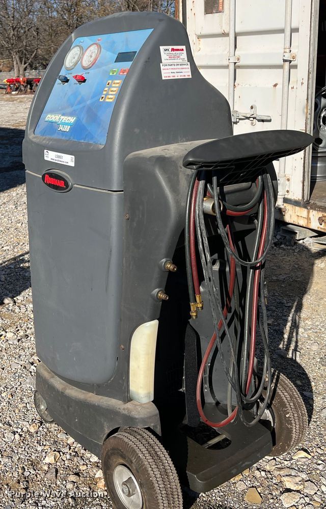image for item LS9951 Robinair Cooltech 34288  refrigerant recovery recycling machine