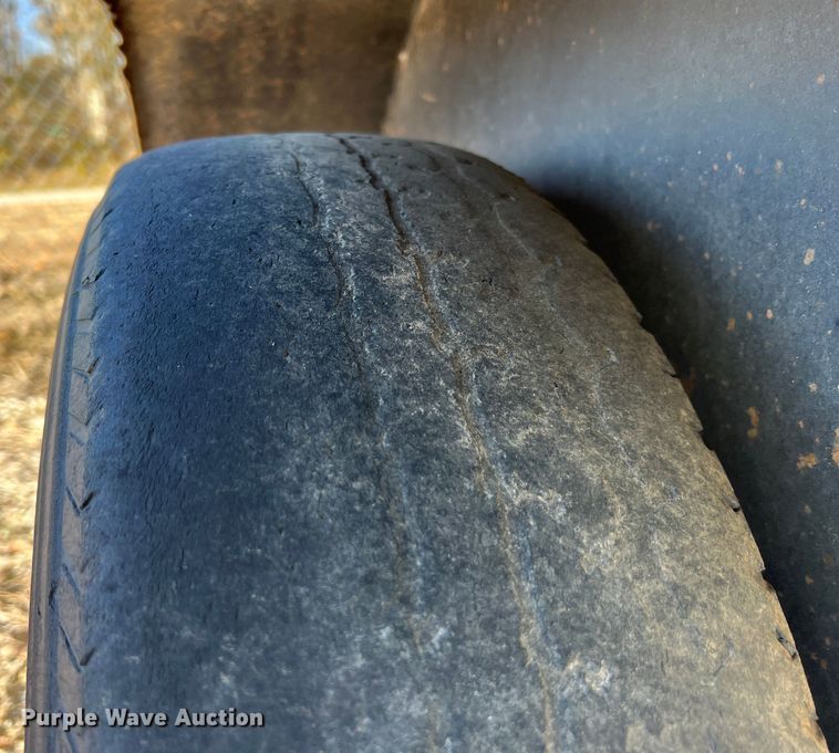 image for item LS9954 2008 Maxey  utility trailer