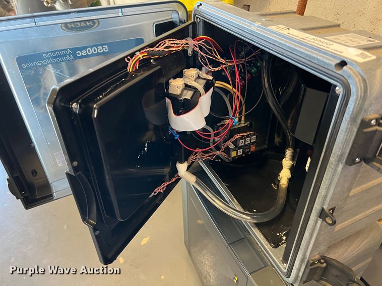 image for item LS9958 Hach 5500sc  ammonia monochloramine machine