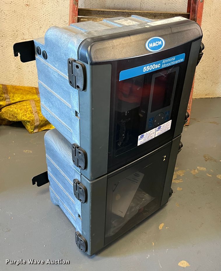 image for item LS9958 Hach 5500sc  ammonia monochloramine machine