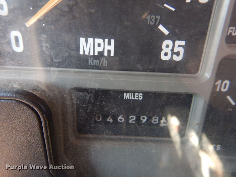 image for item LS9960 1997 International Pierce EA753  pumper fire truck