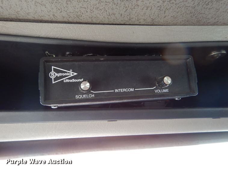 image for item LS9960 1997 International Pierce EA753  pumper fire truck