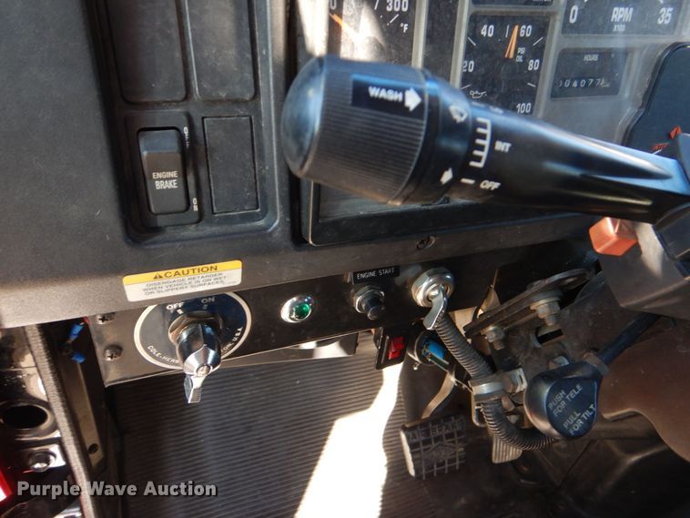 image for item LS9960 1997 International Pierce EA753  pumper fire truck