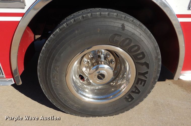 image for item LS9960 1997 International Pierce EA753  pumper fire truck