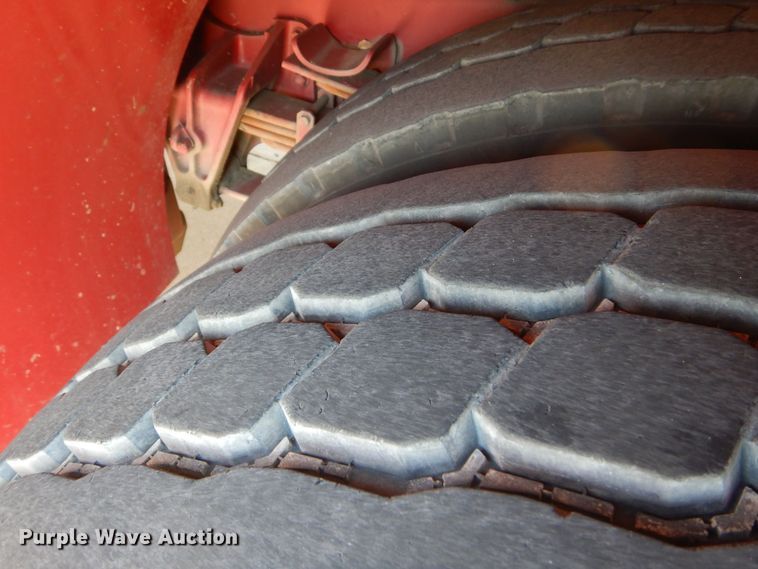 image for item LS9960 1997 International Pierce EA753  pumper fire truck