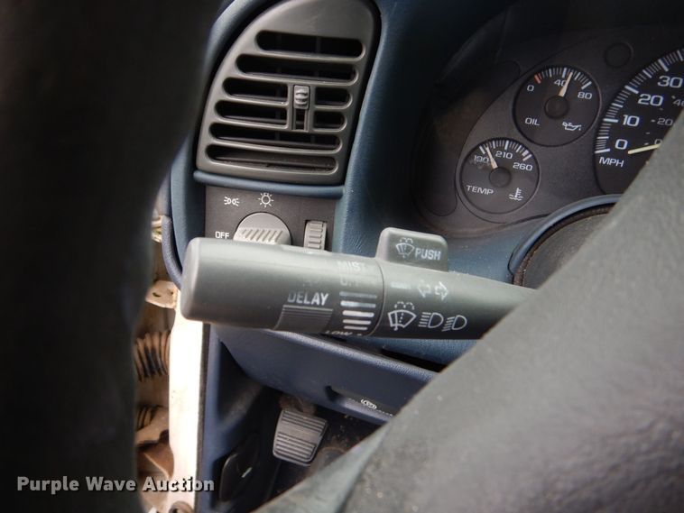 image for item LS9994 1996 Chevrolet Astro  van