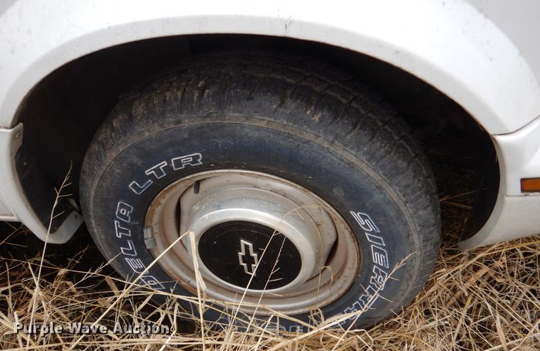 image for item LS9994 1996 Chevrolet Astro  van