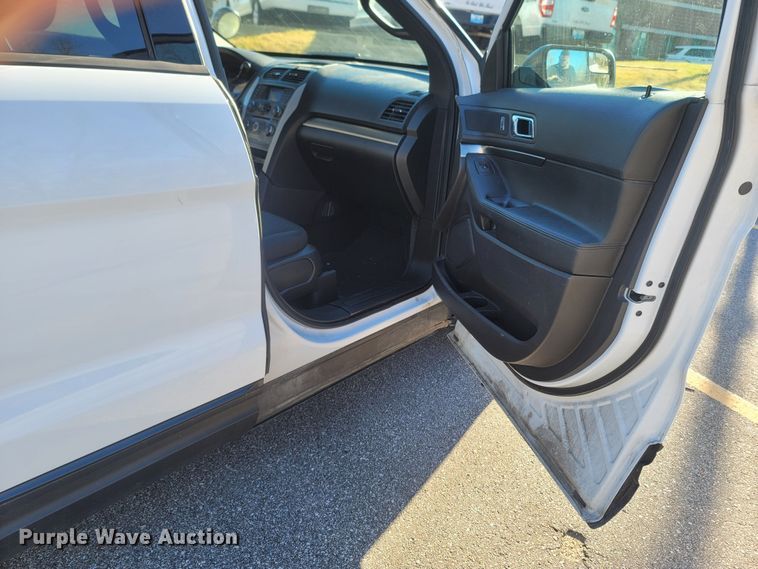 image for item MH9543 2015 Ford Explorer Police Interceptor  SUV