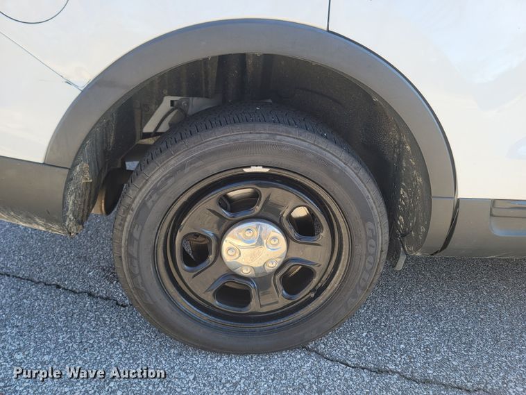 image for item MH9544 2015 Ford Explorer Police Interceptor  SUV