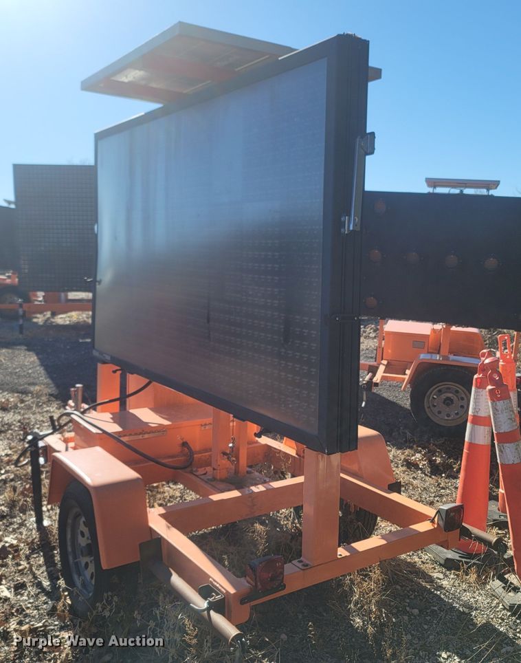 image for item MH9553 2014 K&K Systems  message board trailer