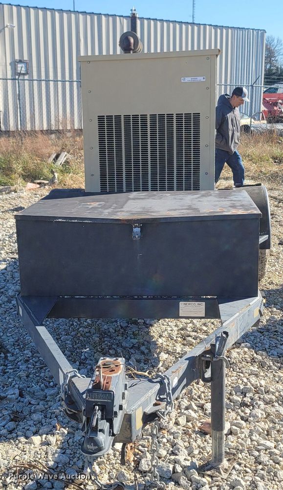 image for item MH9555 1999 Newco Slimline  generator