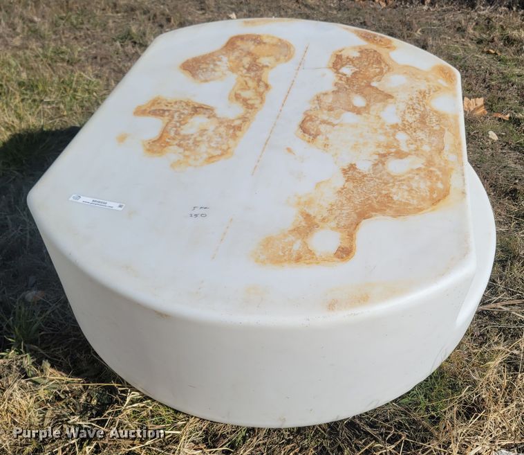 image for item MH9558 (3) poly tanks