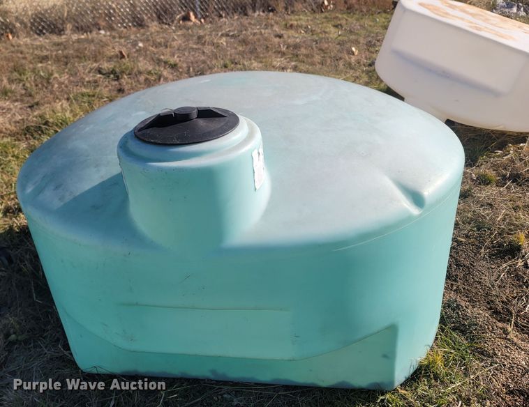 image for item MH9558 (3) poly tanks