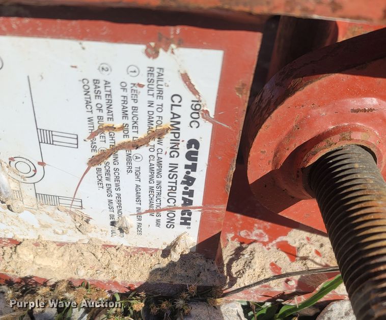 image for item MH9560 General Cut-R-Tach 190C  asphalt cutter