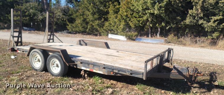 image for item MH9561 2000 Tri-Star  utility trailer