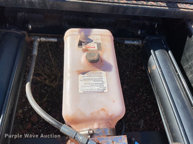 image for item MI9549 C5 MFG 420  hydraulic dump truck bed