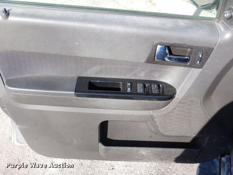 image for item MJ9884 2011 Ford Escape Limited  SUV