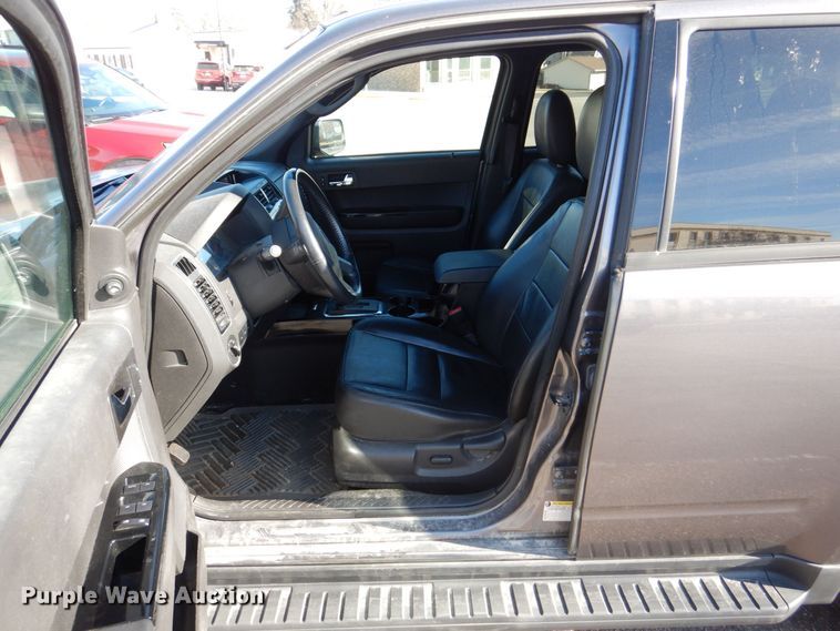 image for item MJ9884 2011 Ford Escape Limited  SUV