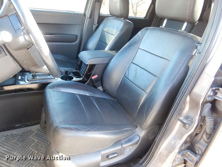 image for item MJ9884 2011 Ford Escape Limited  SUV