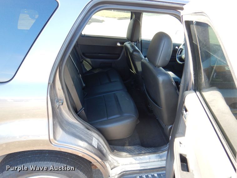 image for item MJ9884 2011 Ford Escape Limited  SUV