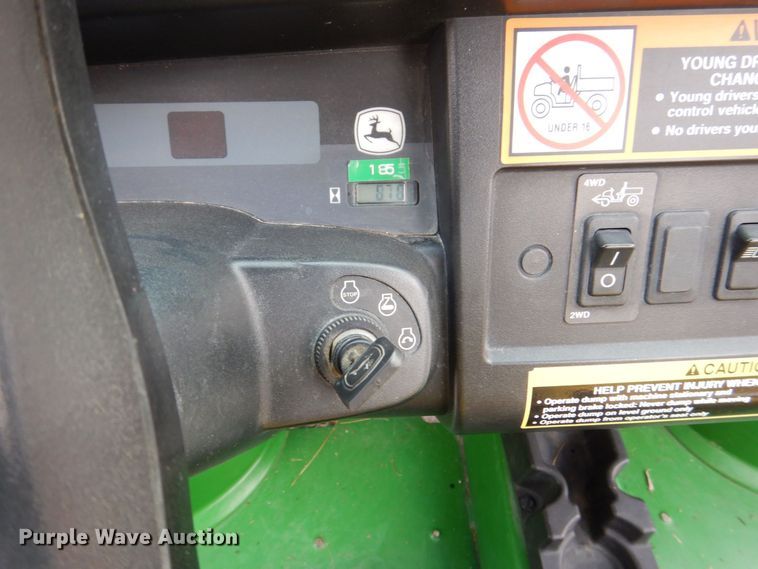 image for item MJ9900 2008 John Deere 620i  utility vehicle