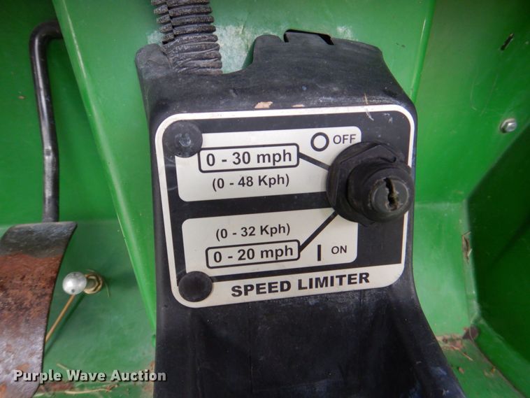 image for item MJ9900 2008 John Deere 620i  utility vehicle