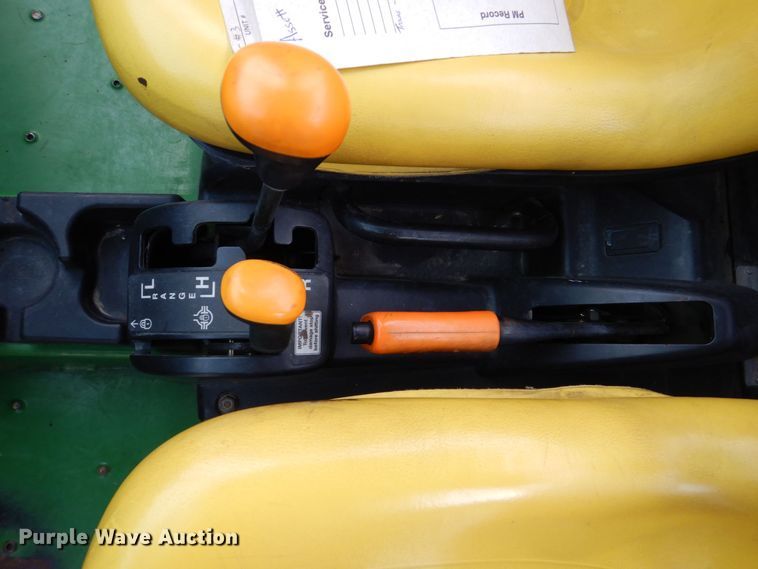 image for item MJ9900 2008 John Deere 620i  utility vehicle