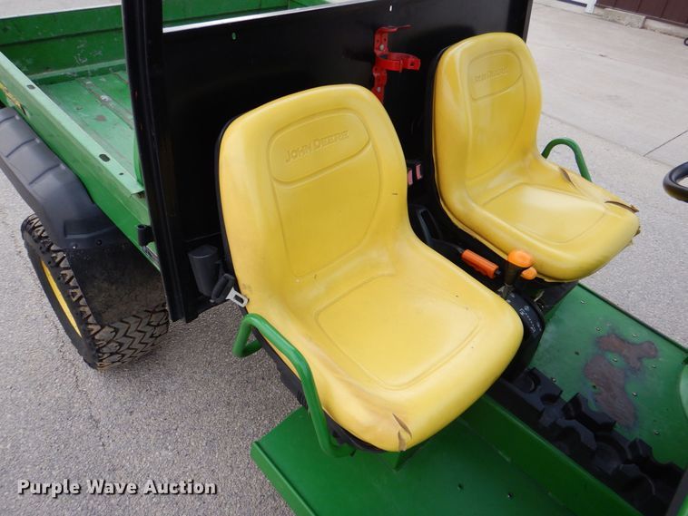image for item MJ9900 2008 John Deere 620i  utility vehicle