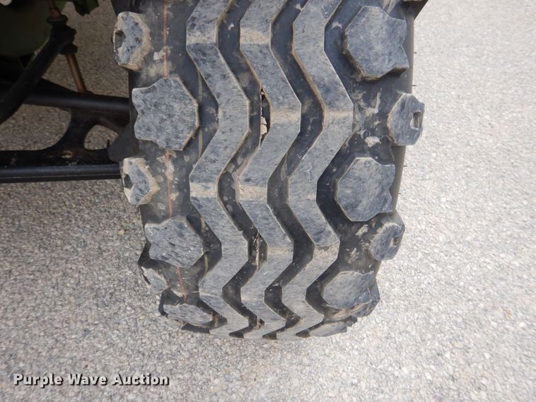 image for item MJ9900 2008 John Deere 620i  utility vehicle