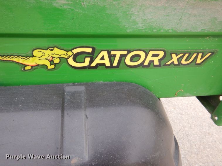 image for item MJ9900 2008 John Deere 620i  utility vehicle