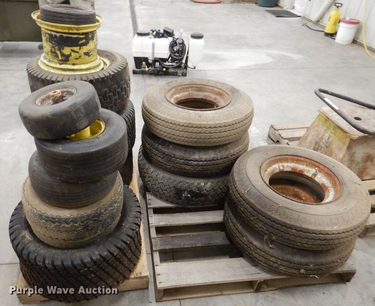 image for item MJ9903 (15) tires and wheels