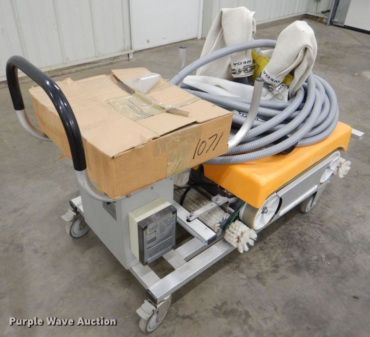 image for item MJ9906 Weda B600  pool cleaner