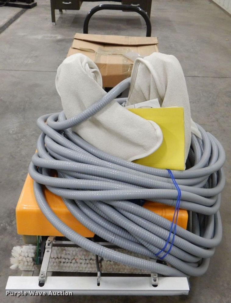 image for item MJ9906 Weda B600  pool cleaner