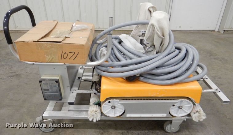 image for item MJ9906 Weda B600  pool cleaner