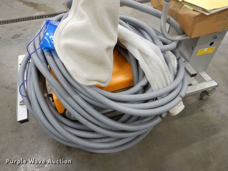 image for item MJ9906 Weda B600  pool cleaner